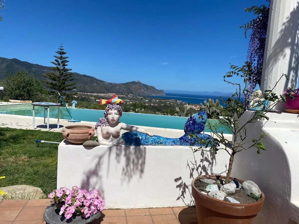 Hotel Casa Delle Sirene Nto Principe à Falcone Maison d'hôtes